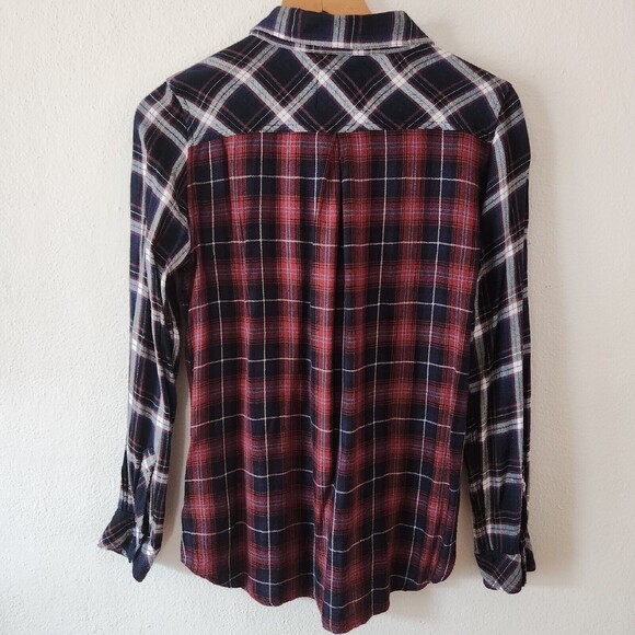 Rails Hunter Flannel Red and Navy Blue Plaid Soft Button Down Shirt Size Small - Picture 2 of 7